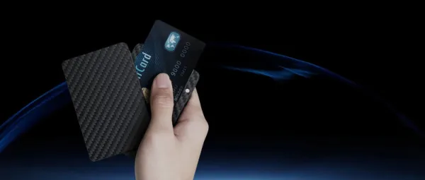   Aiuwo-wallet-best-smart-wallet