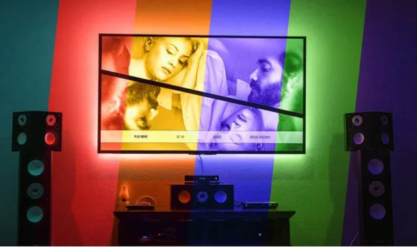   スマート LED ライト バーは、最高のかわいいテレビ アクセサリーの 1 つです。