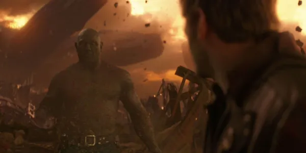   Avengers Infinity WarでDraxがほこりに変わる