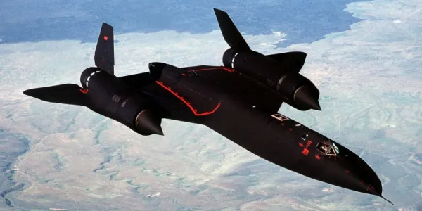   飛行中のロッキード SR-71 ブラックバード