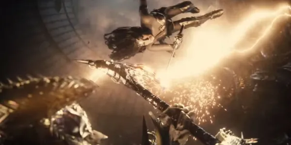   ザック・スナイダー's Justice League Snyder Cut Wonder Woman Flip Steppenwolf