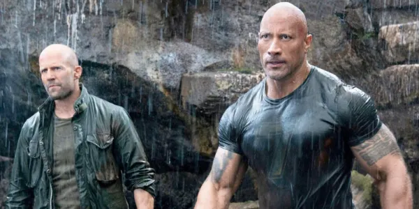   『ホッブズ&ショー』の雨の中のショーとホッブズ