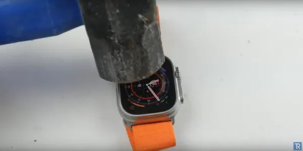   Apple Watch Ultra ハンマーテスト 耐久性テスト