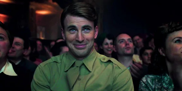   Chris_Evans_smiling_in_Captain_America_The_First_Avenger